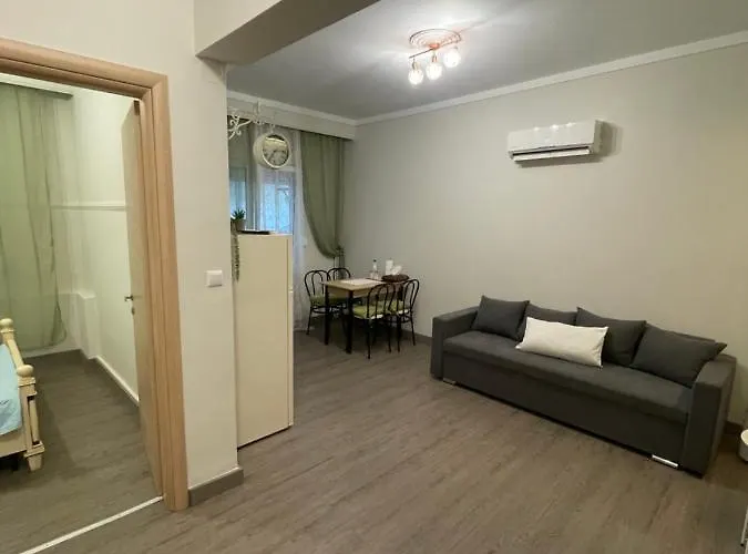 Pretty House * Cavala